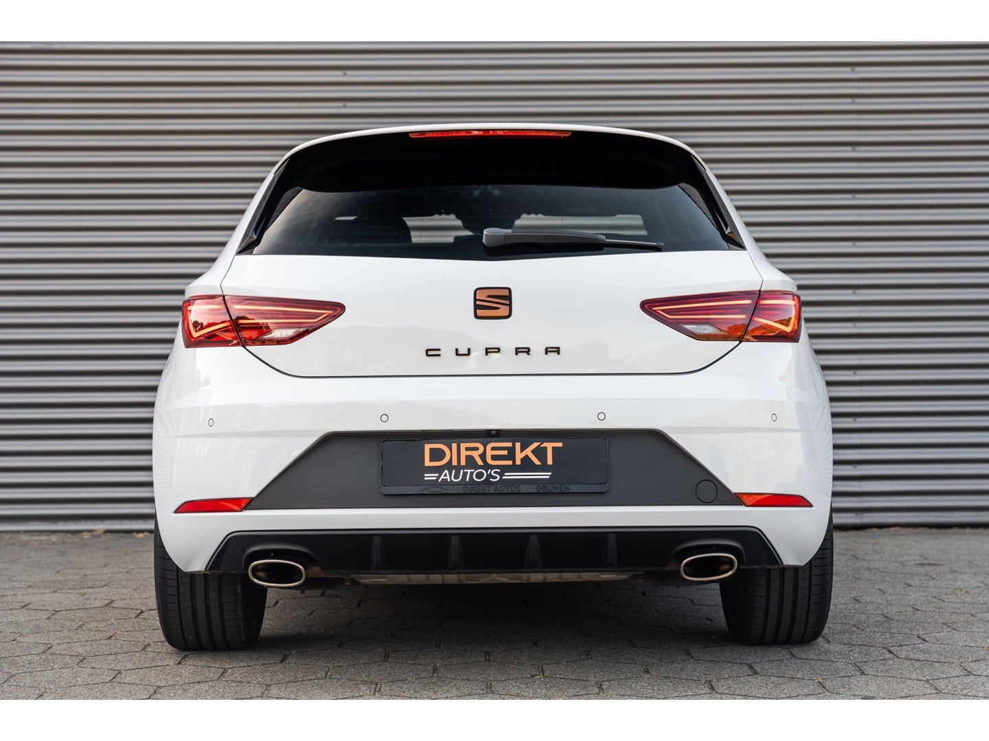 SEAT Leon 2.0 TSI CUPRA ULTIMATE PANO BEATS KEYLESS CAMERA
