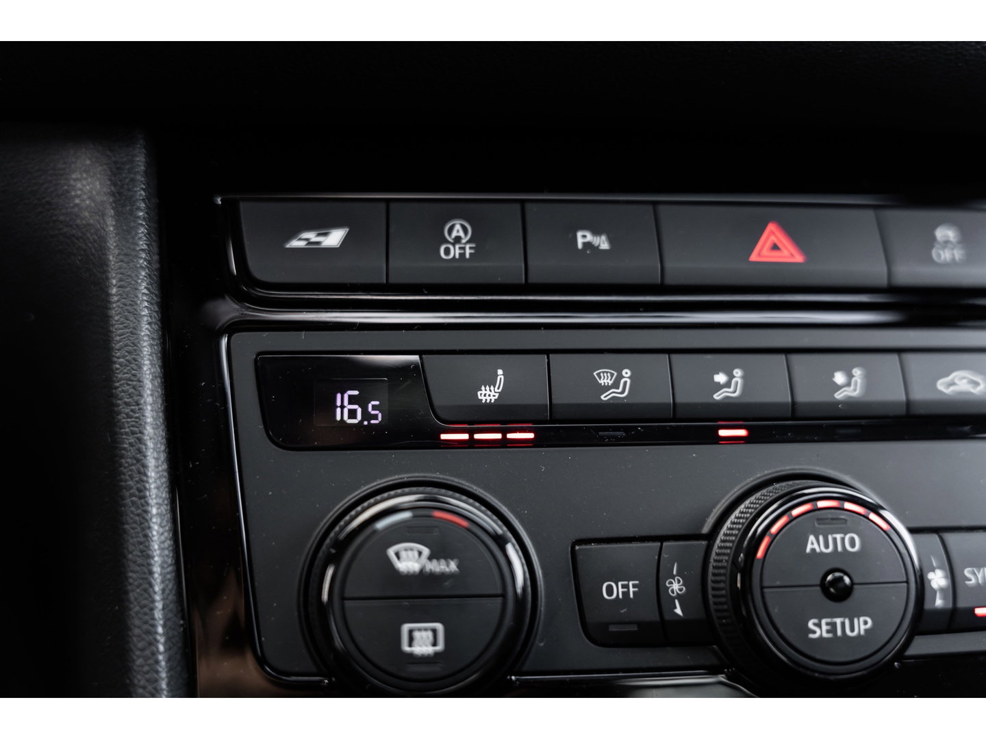 SEAT Leon 2.0 TSI CUPRA ULTIMATE PANO BEATS KEYLESS CAMERA