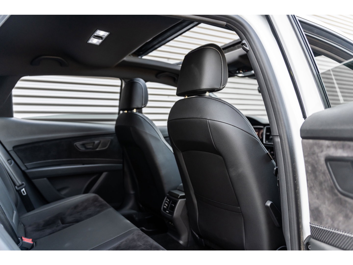 SEAT Leon 2.0 TSI CUPRA ULTIMATE PANO BEATS KEYLESS CAMERA