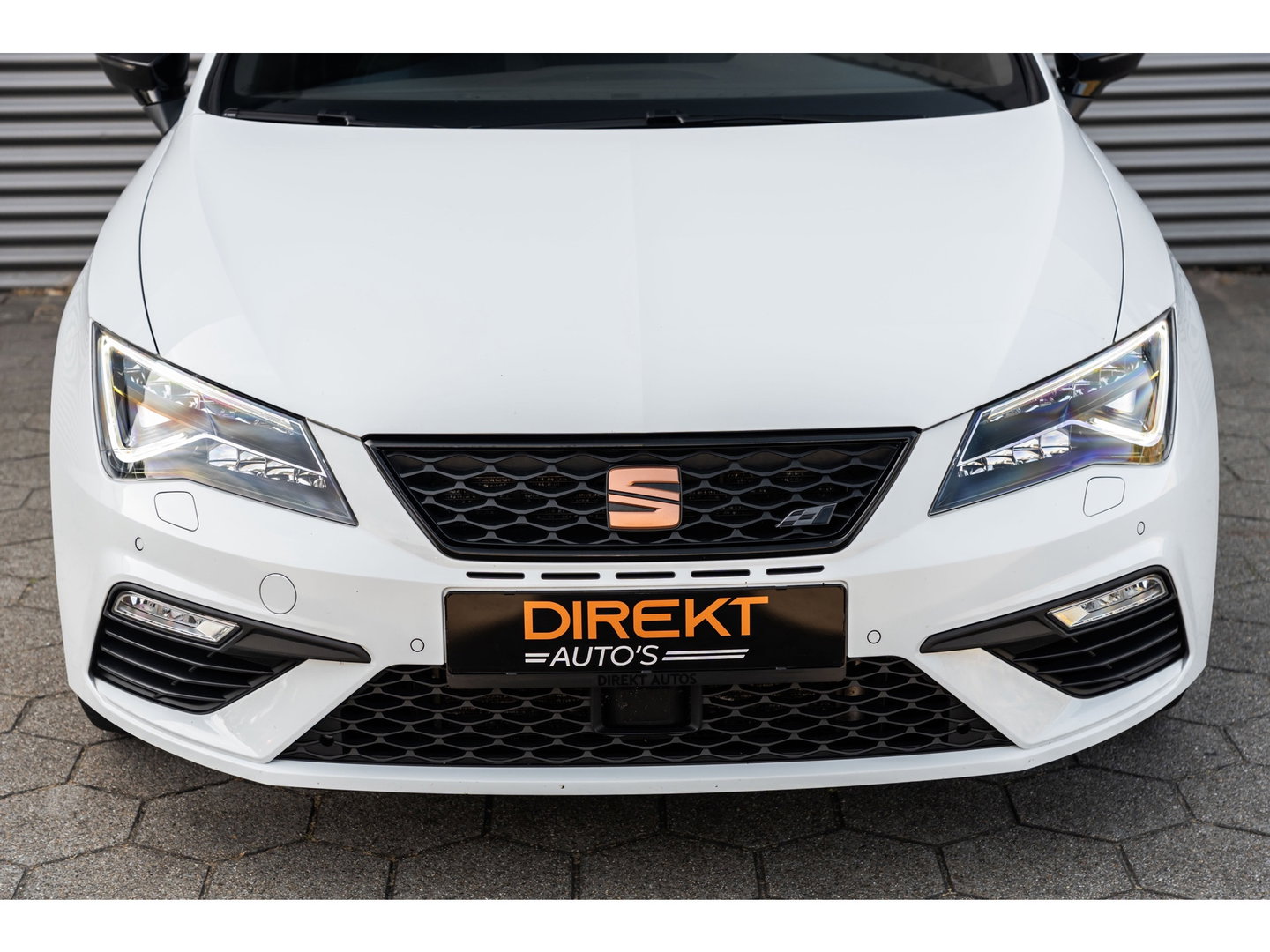 SEAT Leon 2.0 TSI CUPRA ULTIMATE PANO BEATS KEYLESS CAMERA