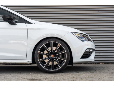 SEAT Leon 2.0 TSI CUPRA ULTIMATE PANO BEATS KEYLESS CAMERA