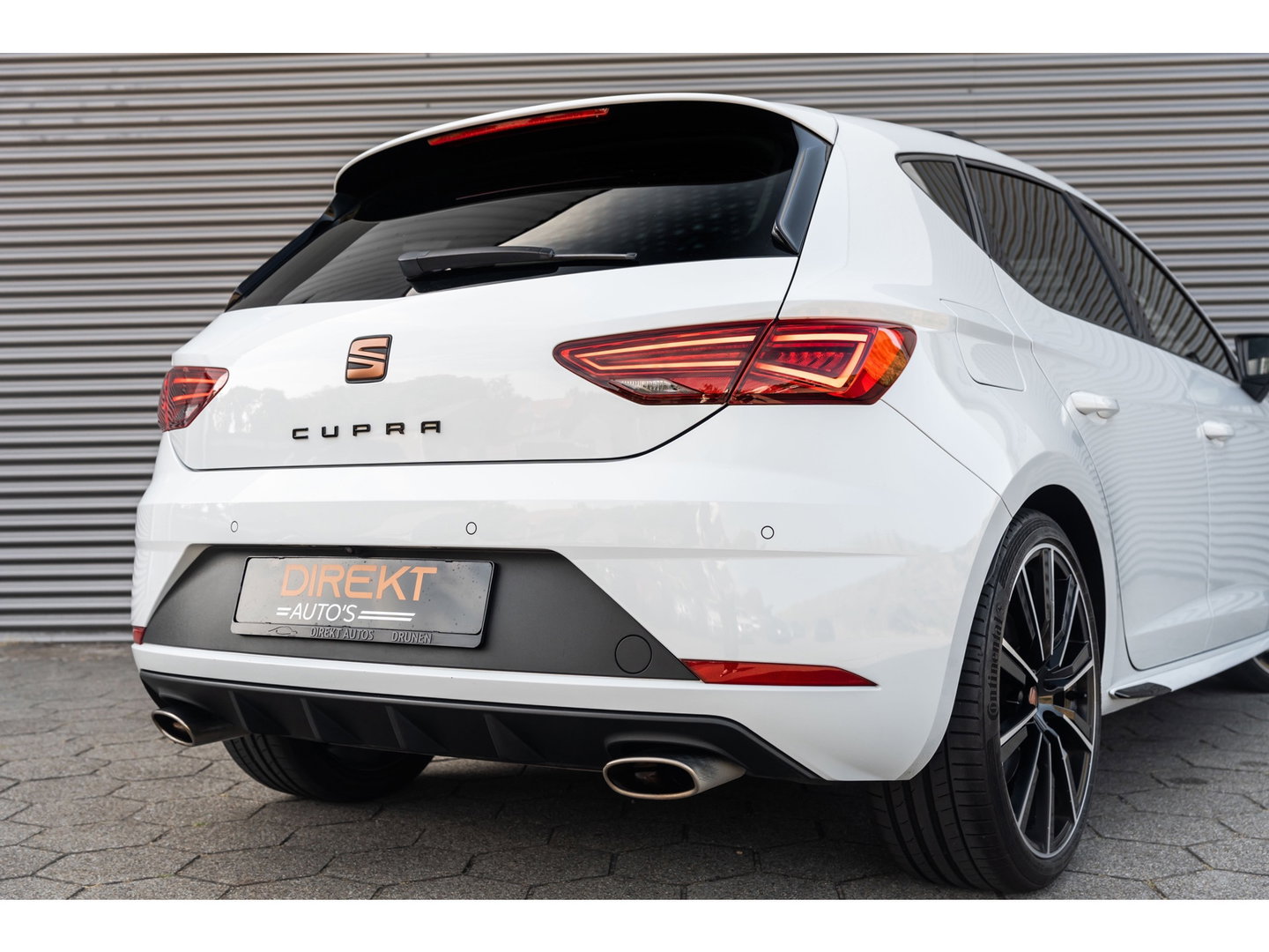 SEAT Leon 2.0 TSI CUPRA ULTIMATE PANO BEATS KEYLESS CAMERA