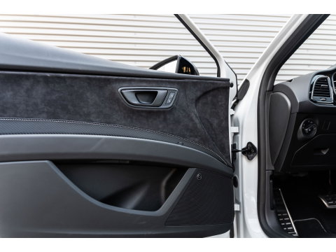 SEAT Leon 2.0 TSI CUPRA ULTIMATE PANO BEATS KEYLESS CAMERA