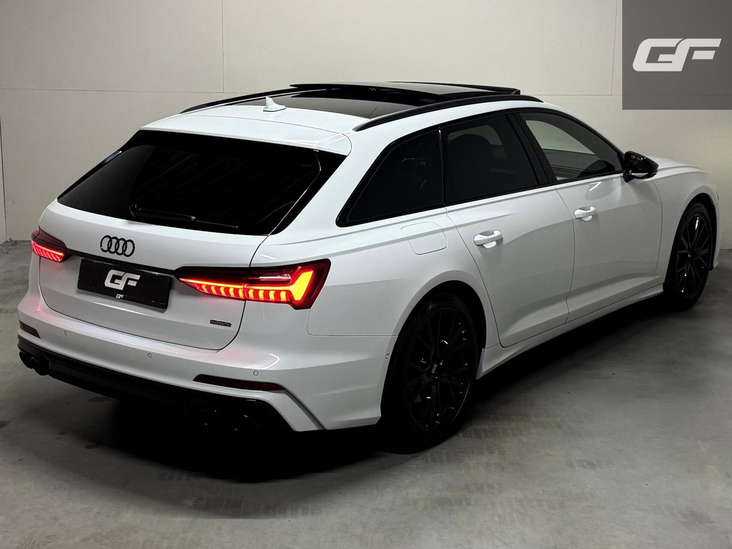 Audi A6 Avant 55 TFSIe Quattro Competition S-Line Pano Sfeer Memory 360º