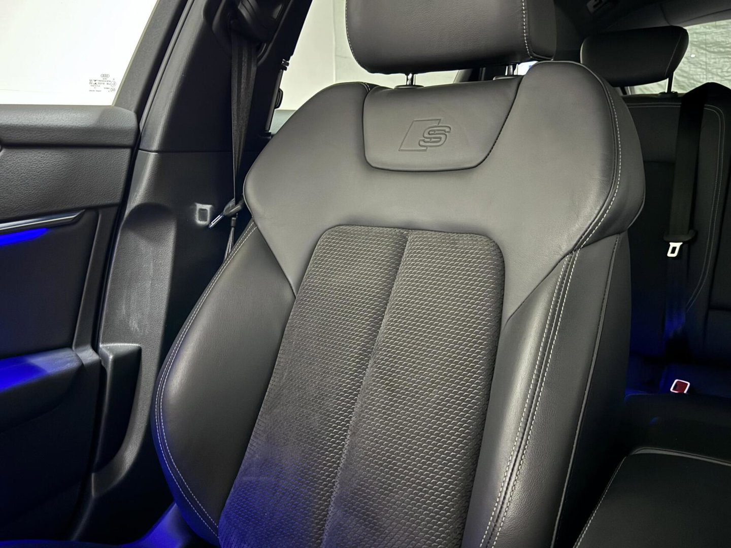 Audi A6 Avant 55 TFSIe Quattro Competition S-Line Pano Sfeer Memory 360º