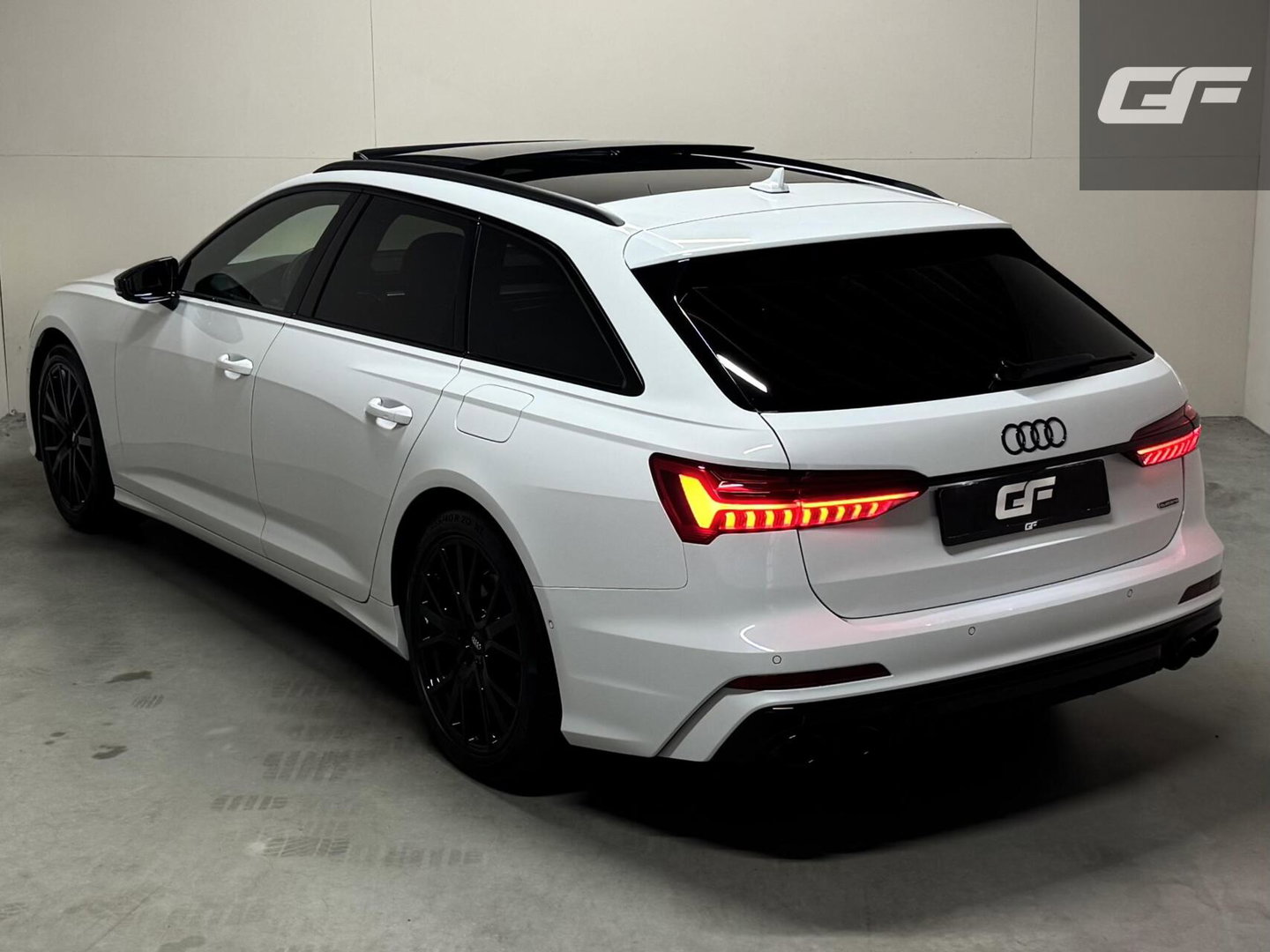 Audi A6 Avant 55 TFSIe Quattro Competition S-Line Pano Sfeer Memory 360º