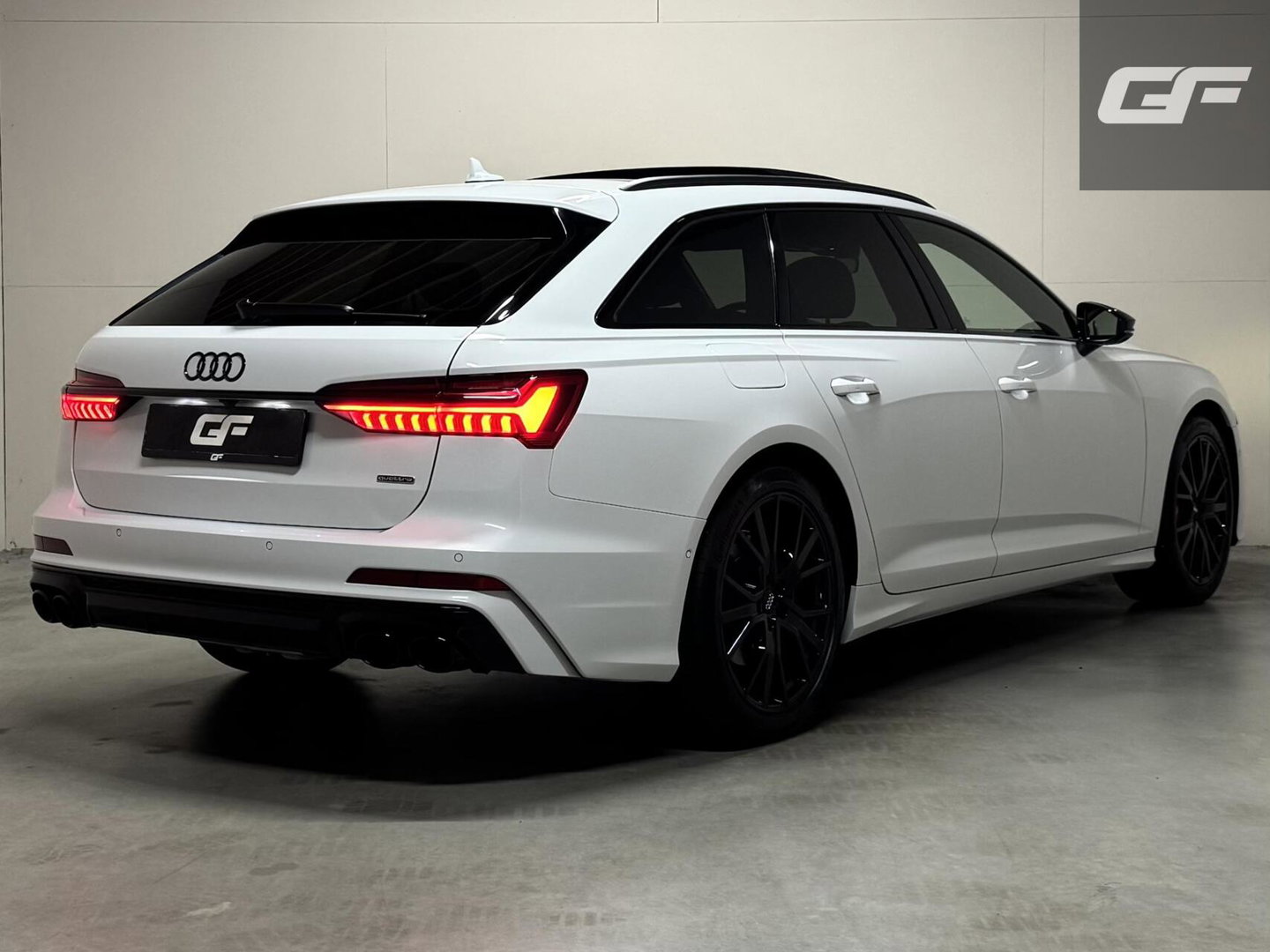 Audi A6 Avant 55 TFSIe Quattro Competition S-Line Pano Sfeer Memory 360º