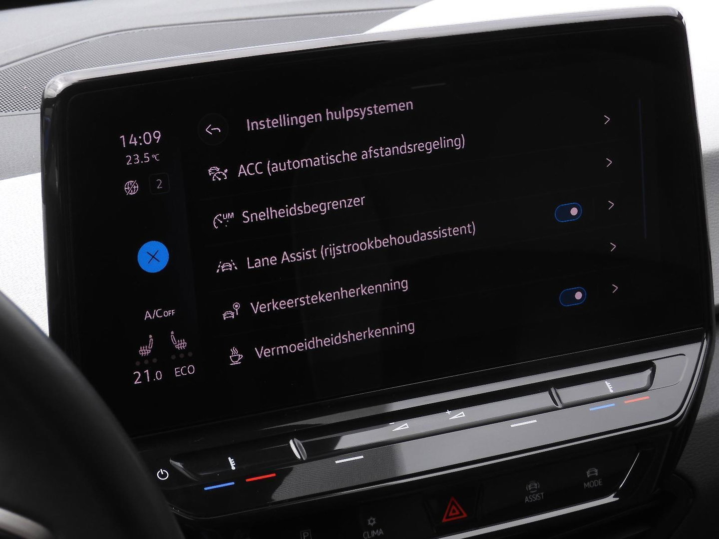 Volkswagen ID.3 58kWh PRO/ CAMERA/ MATRIX LED/ KEYLESS/ SOH 91%