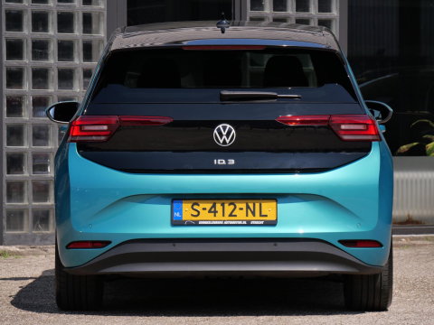 Volkswagen ID.3 58kWh PRO/ CAMERA/ MATRIX LED/ KEYLESS/ SOH 91%