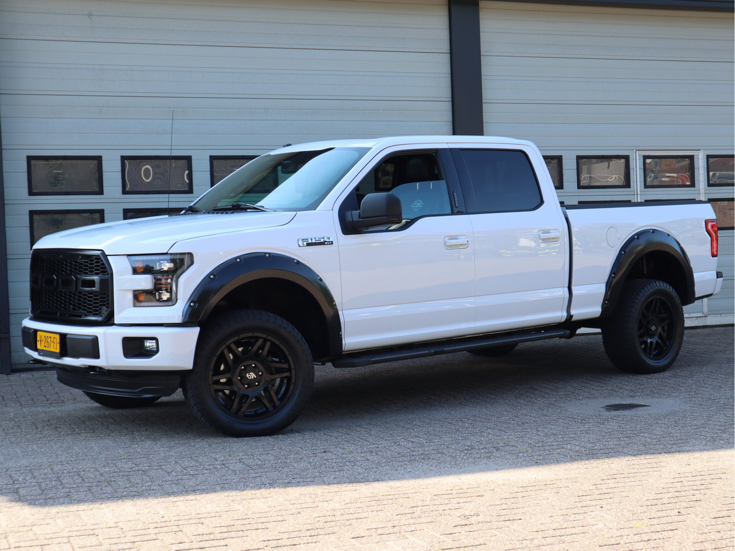 Ford USA F-150 3.5 V6 370pk 4X4 LPG Prins - OUTLAW - Pano - NL Auto