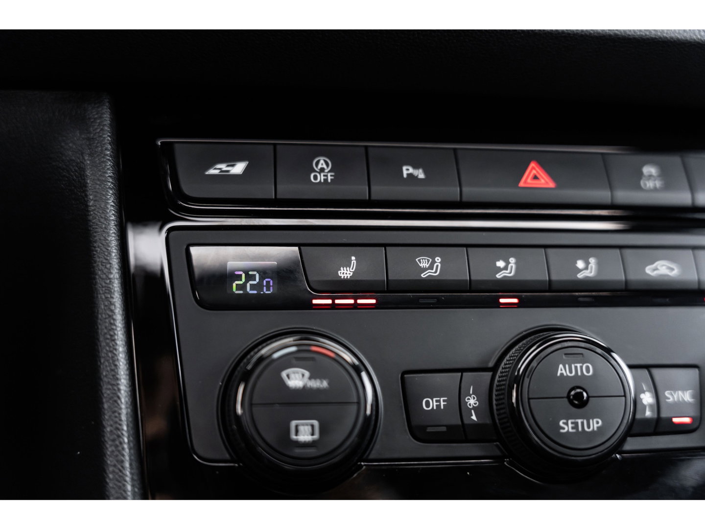 SEAT Leon 2.0 TSI CUPRA PANO BEATS KEYLESS CAMERA TREKHAAK