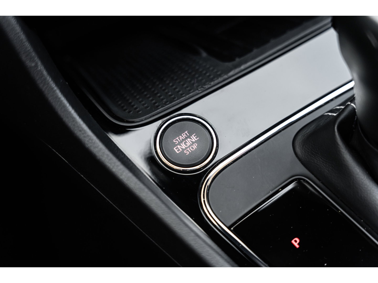 SEAT Leon 2.0 TSI CUPRA PANO BEATS KEYLESS CAMERA TREKHAAK