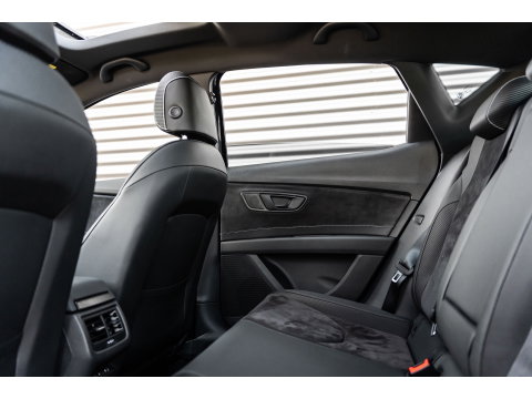 SEAT Leon 2.0 TSI CUPRA PANO BEATS KEYLESS CAMERA TREKHAAK