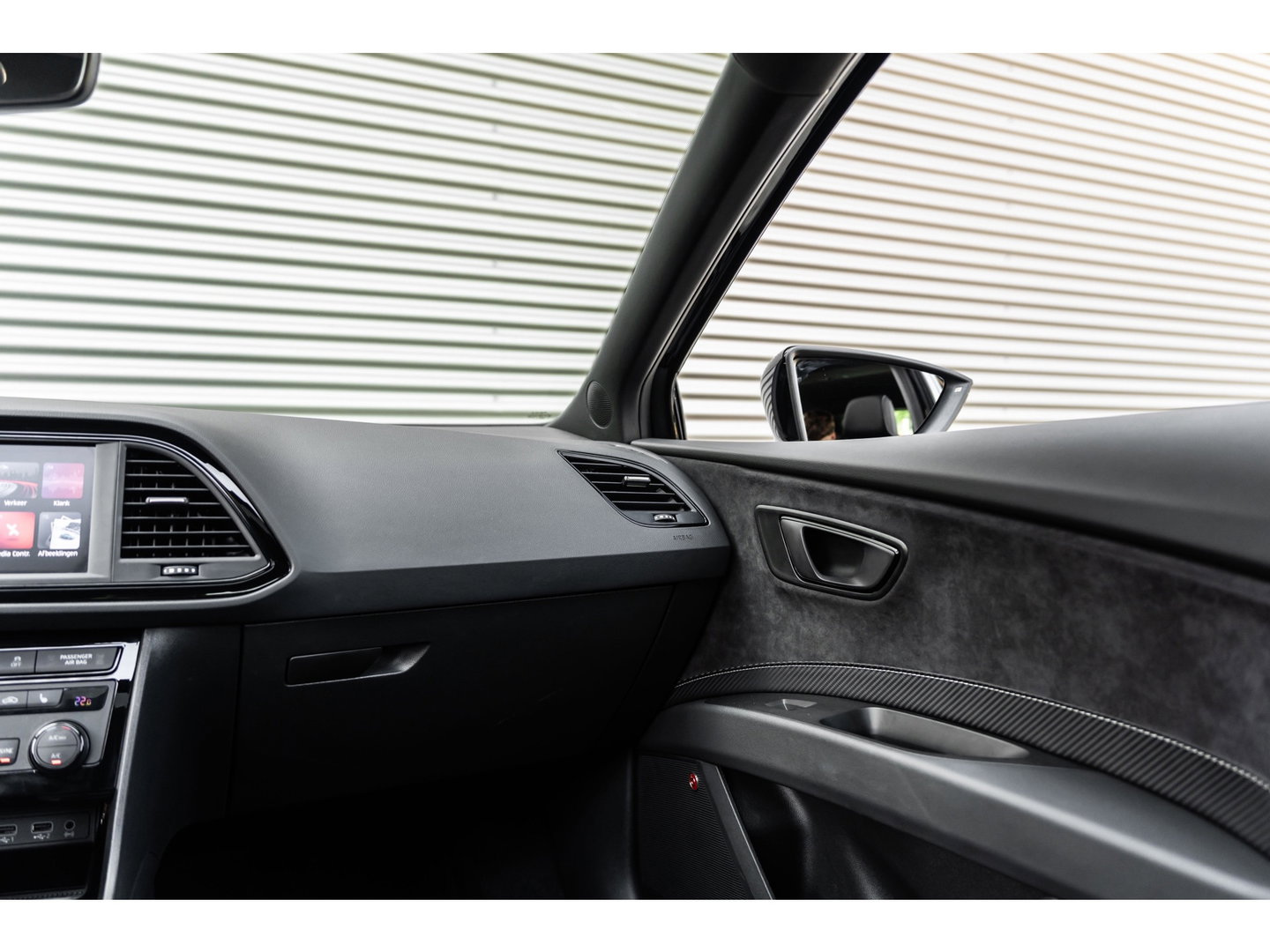 SEAT Leon 2.0 TSI CUPRA PANO BEATS KEYLESS CAMERA TREKHAAK