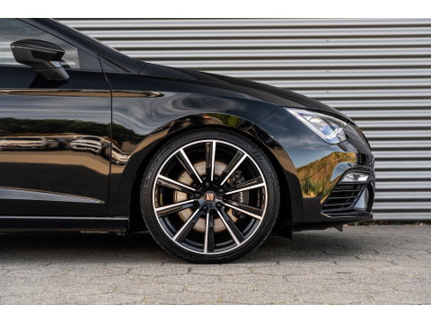 SEAT Leon 2.0 TSI CUPRA PANO BEATS KEYLESS CAMERA TREKHAAK