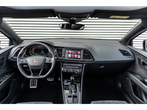 SEAT Leon 2.0 TSI CUPRA PANO BEATS KEYLESS CAMERA TREKHAAK