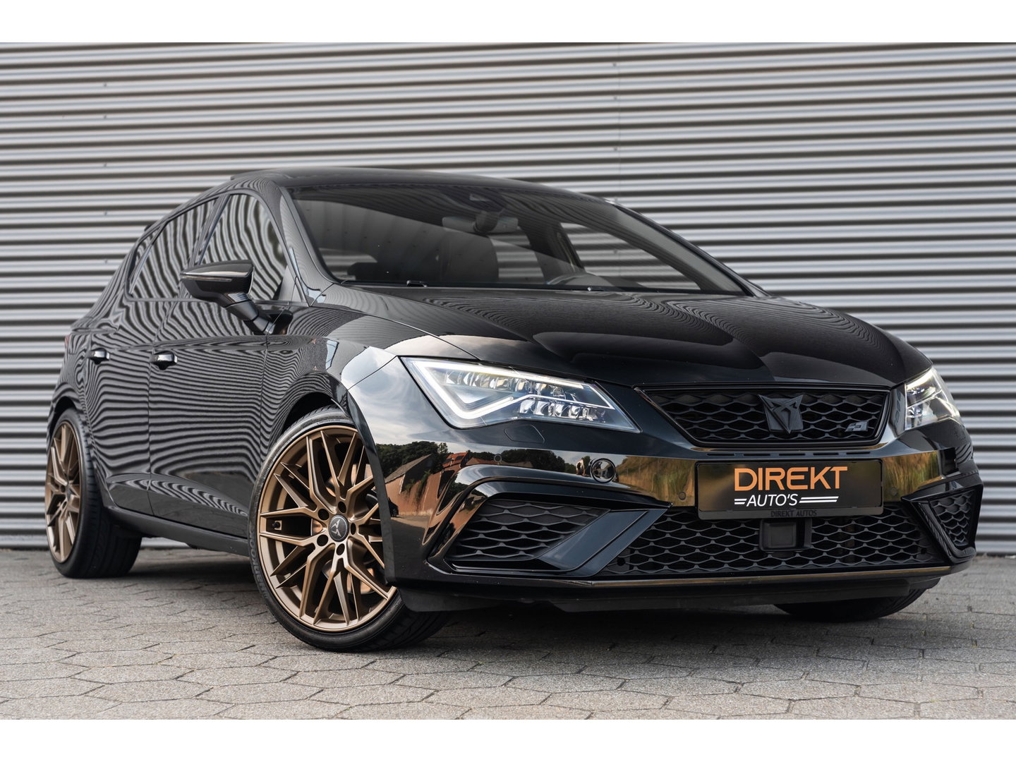 SEAT Leon 2.0 TSI CUPRA PANO BEATS VIRTUAL CAMERA BullX