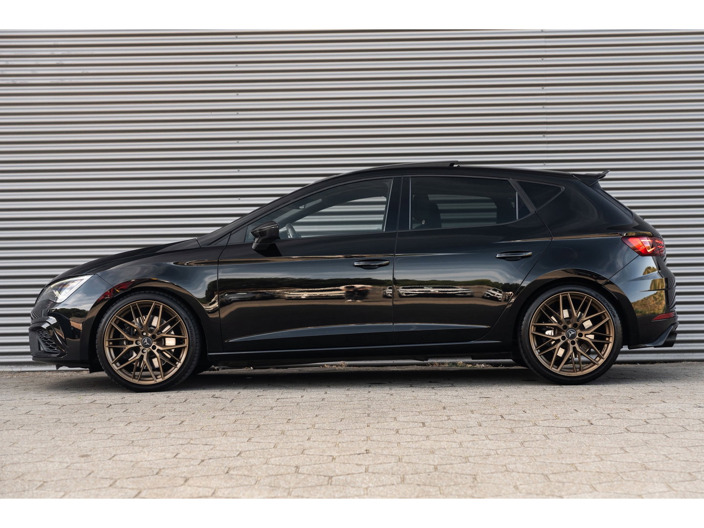 SEAT Leon 2.0 TSI CUPRA PANO BEATS VIRTUAL CAMERA BullX