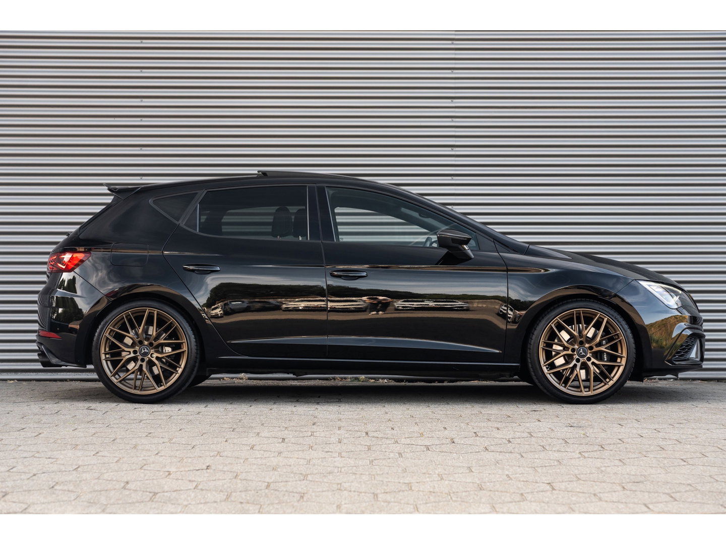 SEAT Leon 2.0 TSI CUPRA PANO BEATS VIRTUAL CAMERA BullX