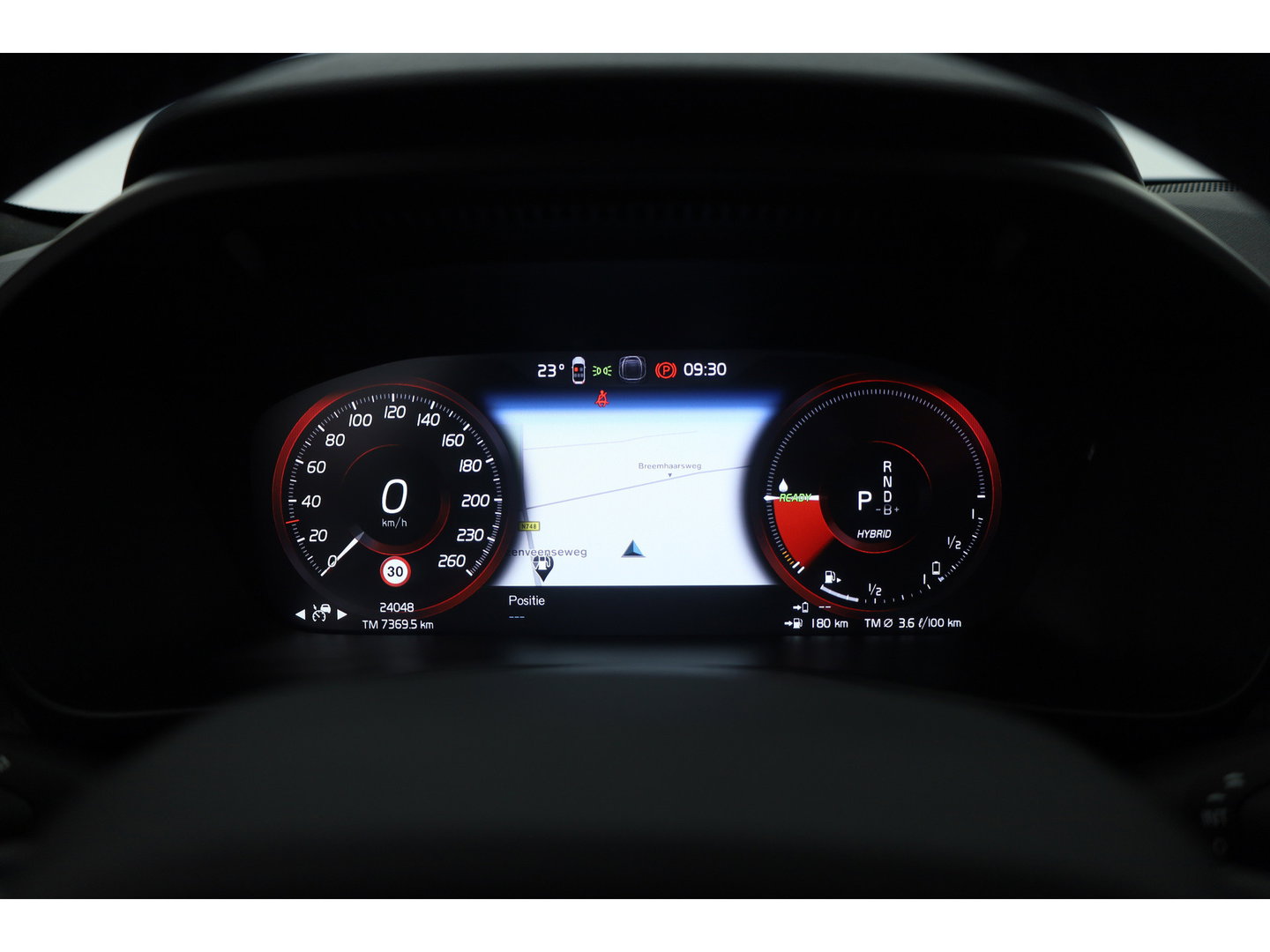 Volvo XC40 1.5 T4 Plug-in hybrid Ultimate Bright | Pano-dak | Adap. cruise | sportstoelen | camera | Dodehoek (Blis) | H&K Audio |
