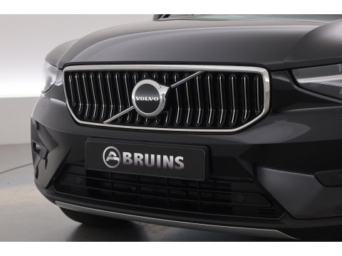 Volvo XC40 1.5 T4 Plug-in hybrid Ultimate Bright | Pano-dak | Adap. cruise | sportstoelen | camera | Dodehoek (Blis) | H&K Audio |