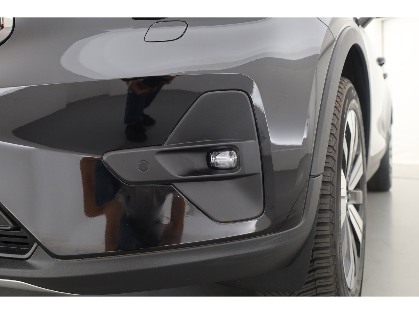 Volvo XC40 1.5 T4 Plug-in hybrid Ultimate Bright | Pano-dak | Adap. cruise | sportstoelen | camera | Dodehoek (Blis) | H&K Audio |