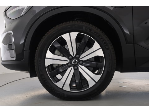 Volvo XC40 1.5 T4 Plug-in hybrid Ultimate Bright | Pano-dak | Adap. cruise | sportstoelen | camera | Dodehoek (Blis) | H&K Audio |