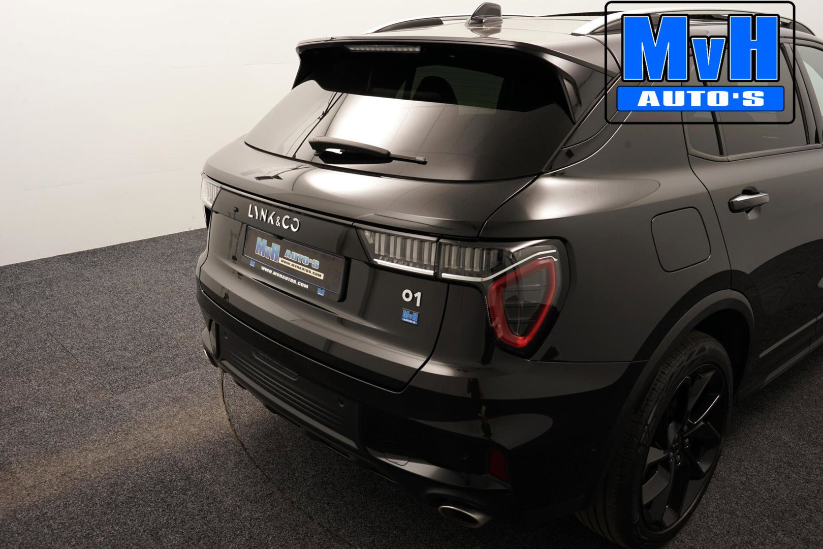 Lynk & Co 01 1.5 PHEV|FULL BL XL|LEER/ALCANT|ZW.HEMEL|SOH96%