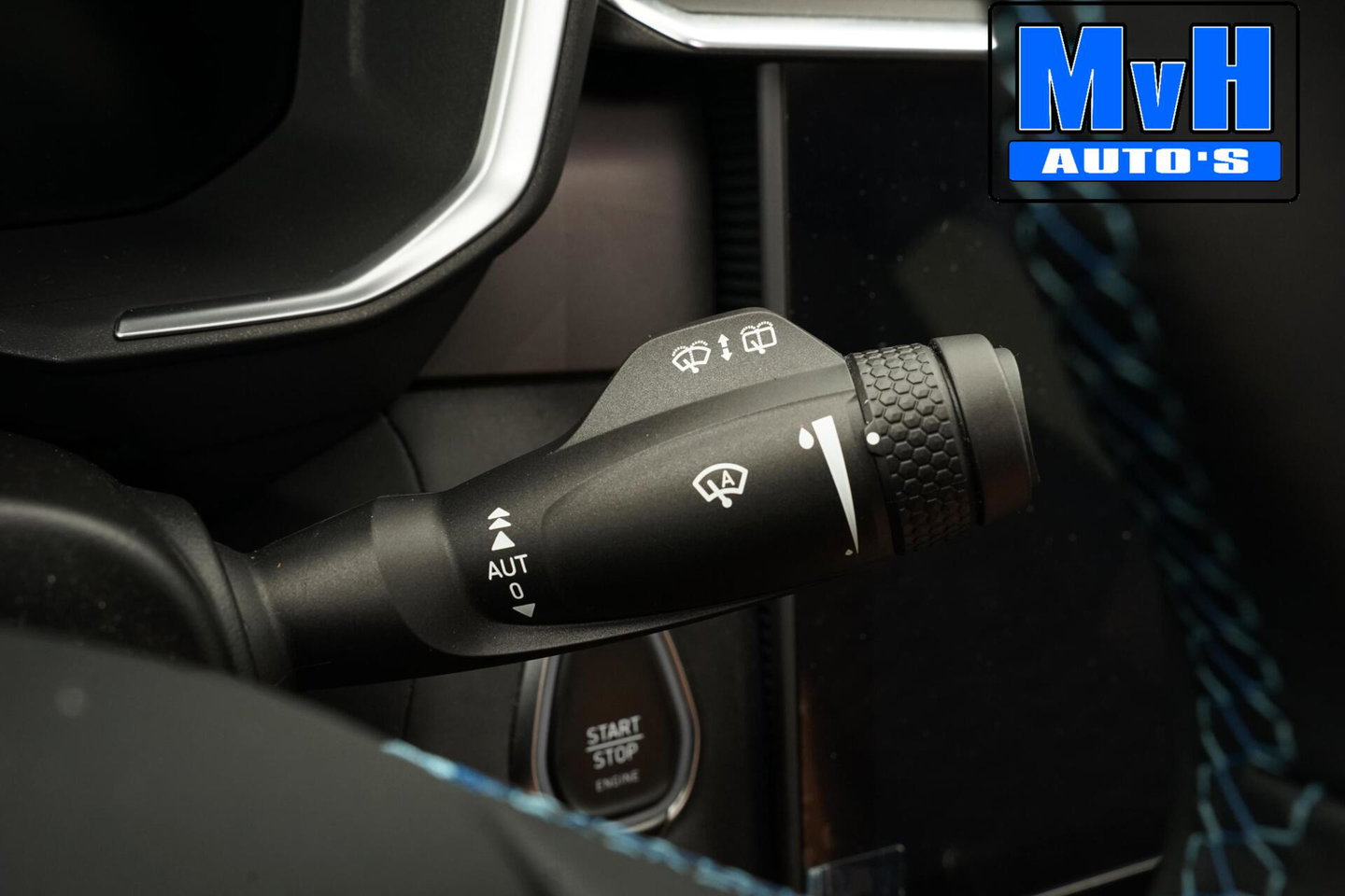 Lynk & Co 01 1.5 PHEV|FULL BL XL|LEER/ALCANT|ZW.HEMEL|SOH96%