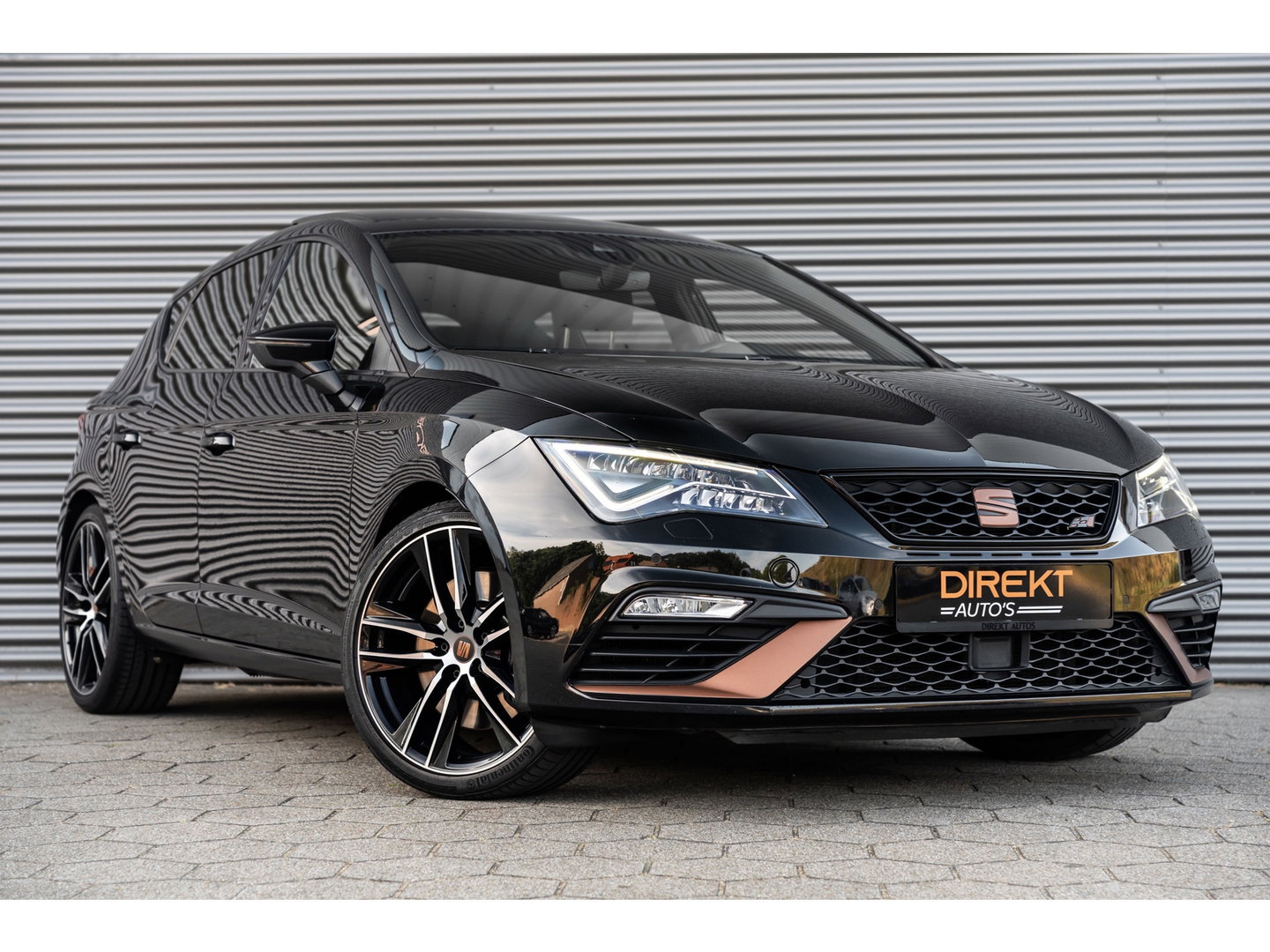 SEAT Leon 2.0 TSI ULTIMATE EDITION CUPRA PANO BEATS VIRTUAL