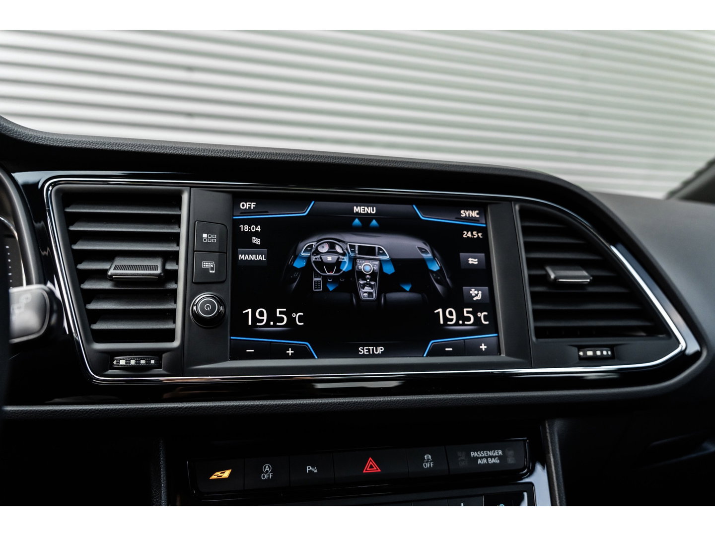 SEAT Leon 2.0 TSI ULTIMATE EDITION CUPRA PANO BEATS VIRTUAL