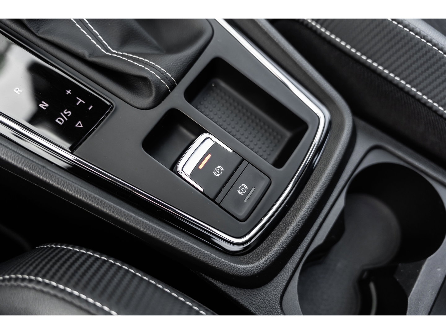 SEAT Leon 2.0 TSI ULTIMATE EDITION CUPRA PANO BEATS VIRTUAL