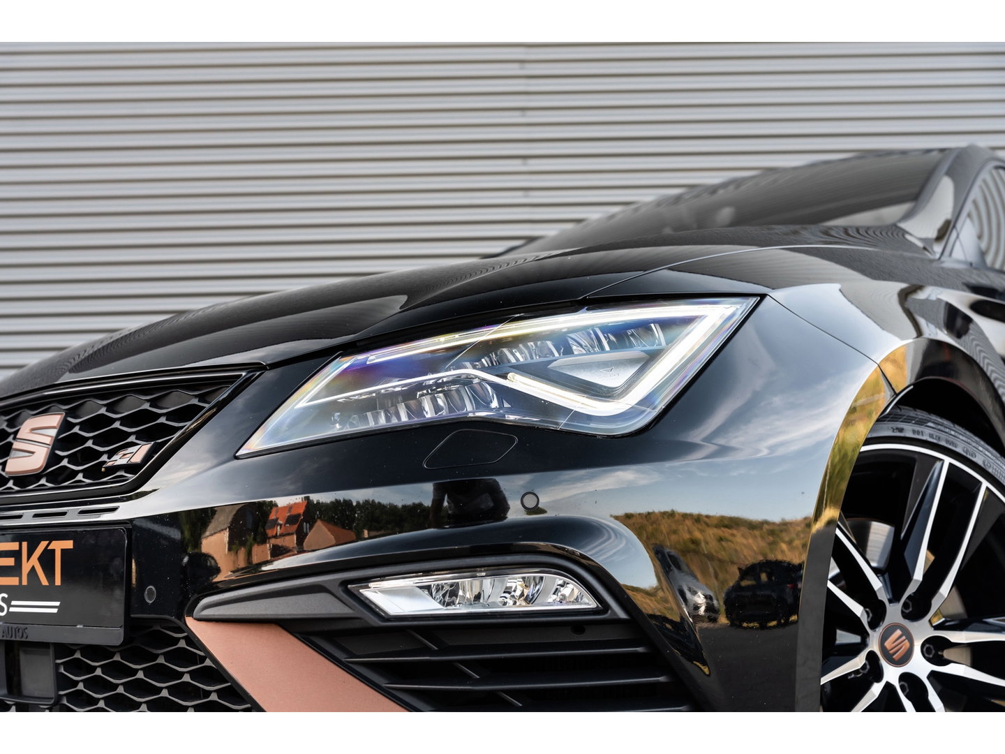 SEAT Leon 2.0 TSI ULTIMATE EDITION CUPRA PANO BEATS VIRTUAL