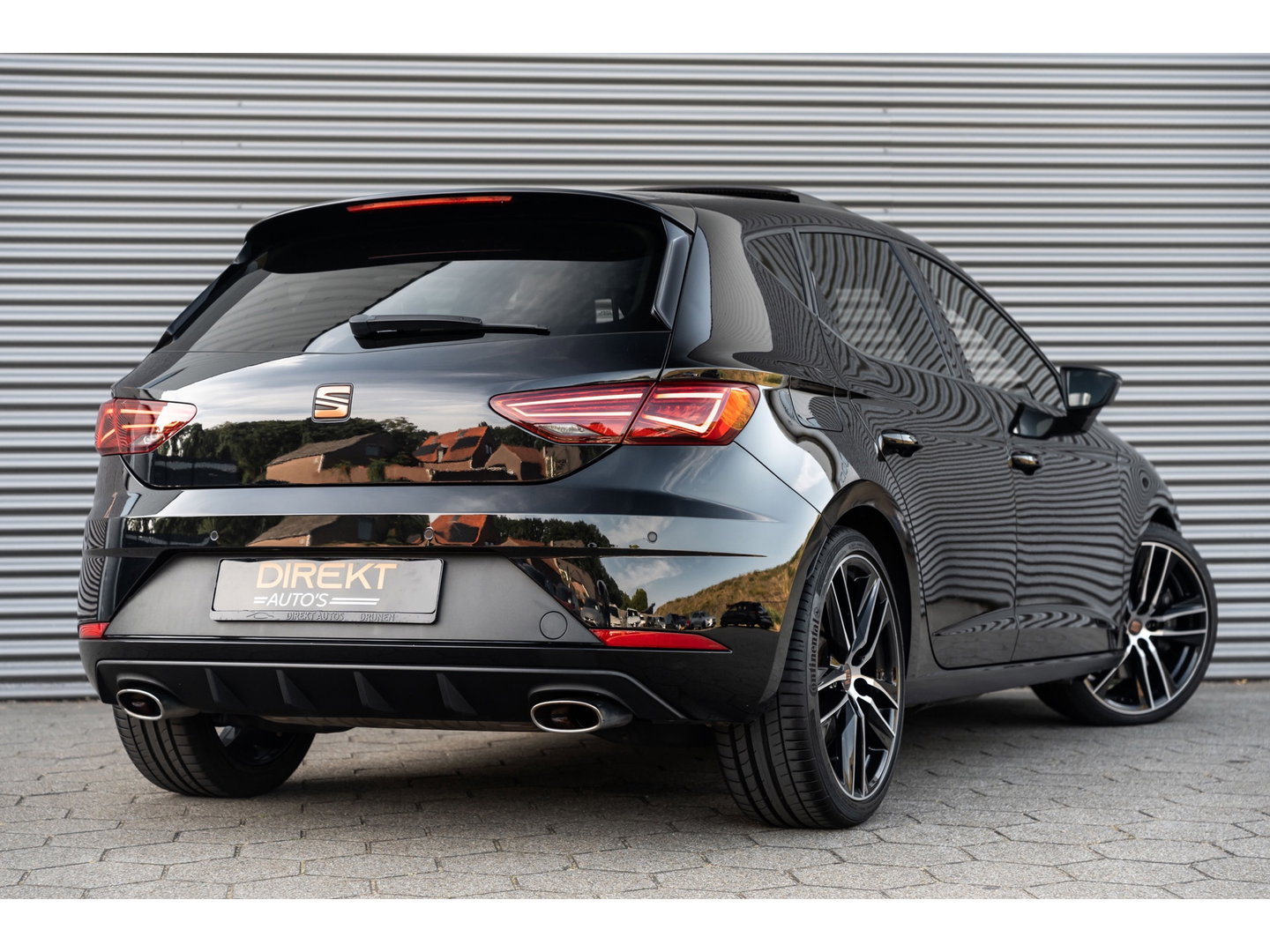 SEAT Leon 2.0 TSI ULTIMATE EDITION CUPRA PANO BEATS VIRTUAL