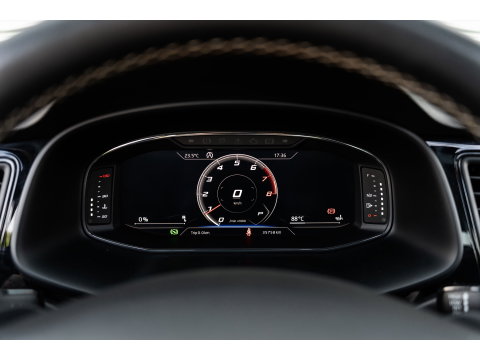 SEAT Leon 2.0 TSI CUPRA CARBON EDITION PANO BEATS BREMBO VOL