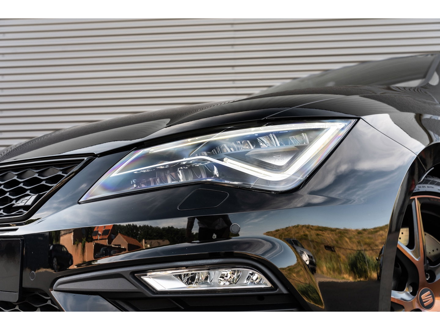 SEAT Leon 2.0 TSI CUPRA CARBON EDITION PANO BEATS BREMBO VOL