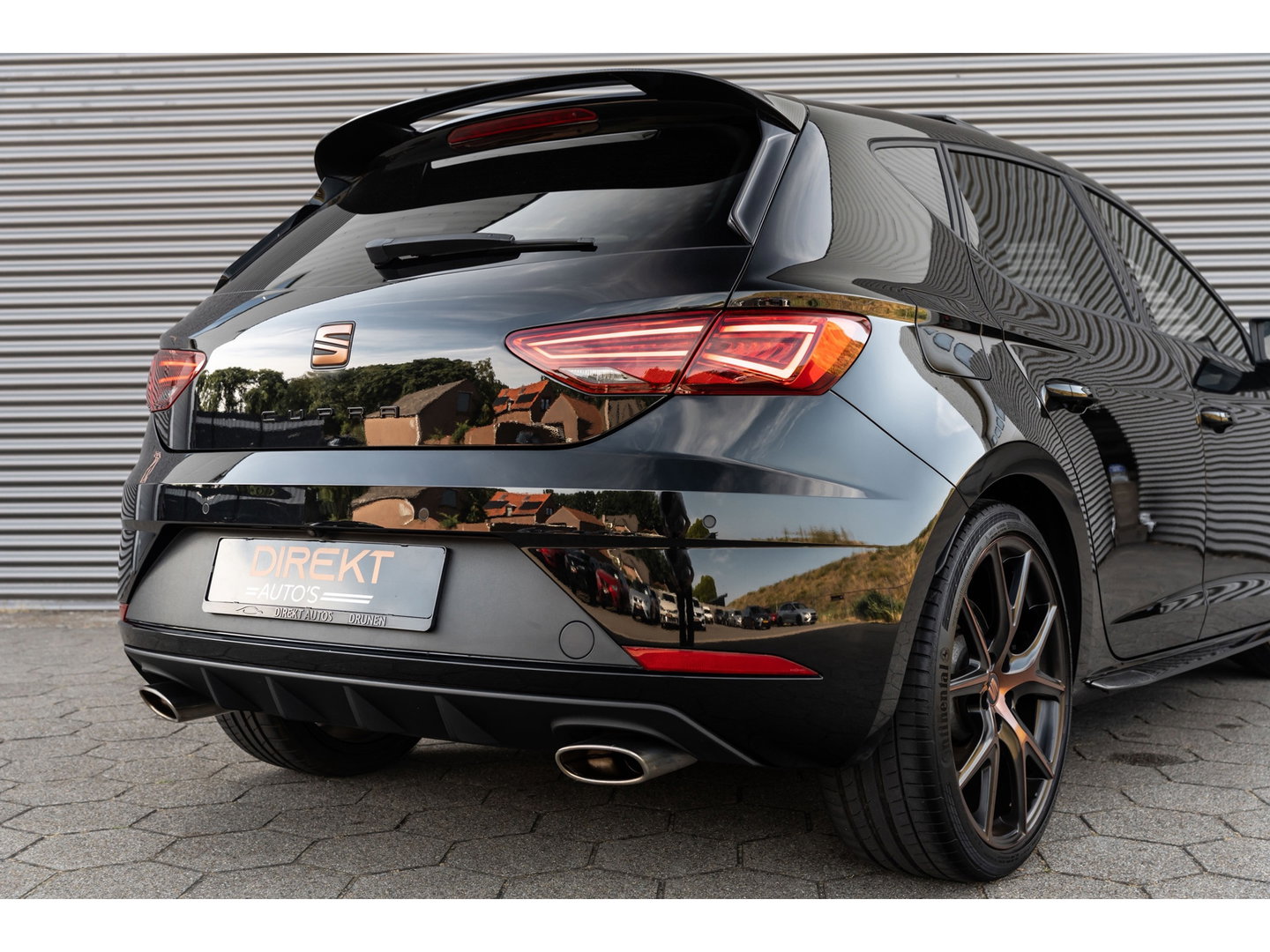 SEAT Leon 2.0 TSI CUPRA CARBON EDITION PANO BEATS BREMBO VOL