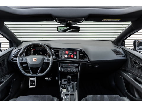 SEAT Leon 2.0 TSI CUPRA CARBON EDITION PANO BEATS BREMBO VOL