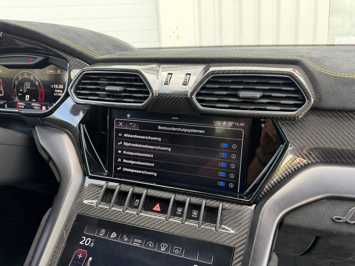 Lamborghini Urus 4.0 V8 Performante Pano|B&O-adv.|Akrapovic|Carbon|Rear-Entertainment