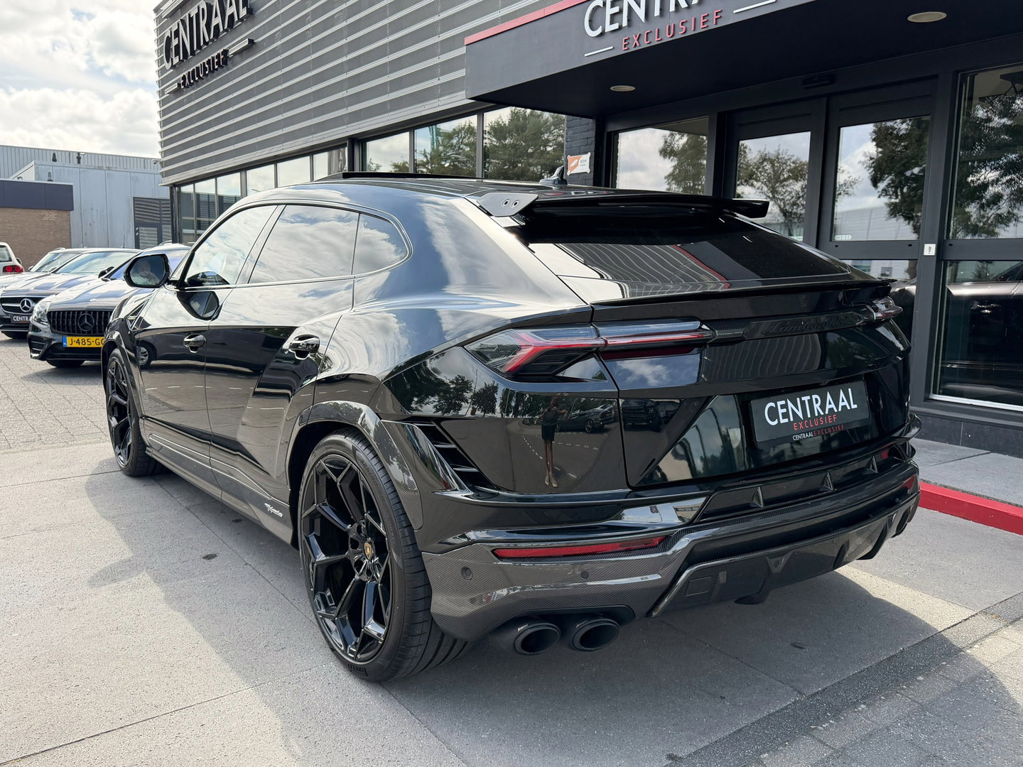 Lamborghini Urus 4.0 V8 Performante Pano|B&O-adv.|Akrapovic|Carbon|Rear-Entertainment