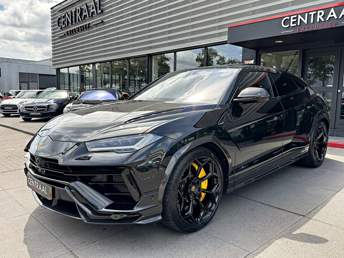 Lamborghini Urus 4.0 V8 Performante Pano|B&O-adv.|Akrapovic|Carbon|Rear-Entertainment
