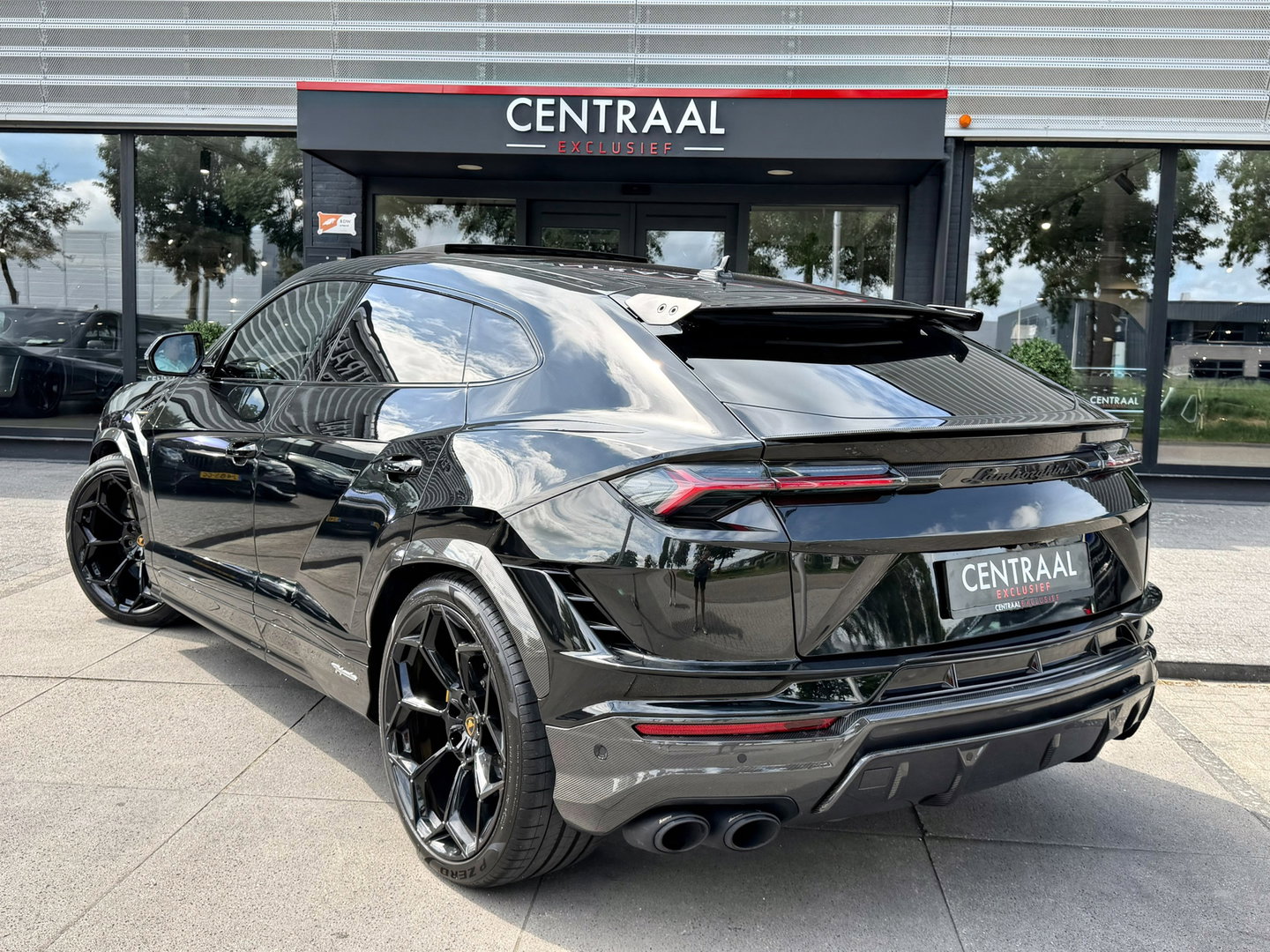 Lamborghini Urus 4.0 V8 Performante Pano|B&O-adv.|Akrapovic|Carbon|Rear-Entertainment