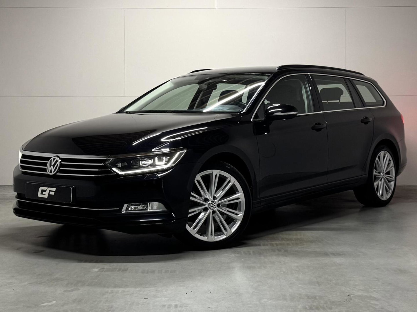 Volkswagen Passat Variant 1.4 TSI Highline CarPlay Camera Navi Cruise