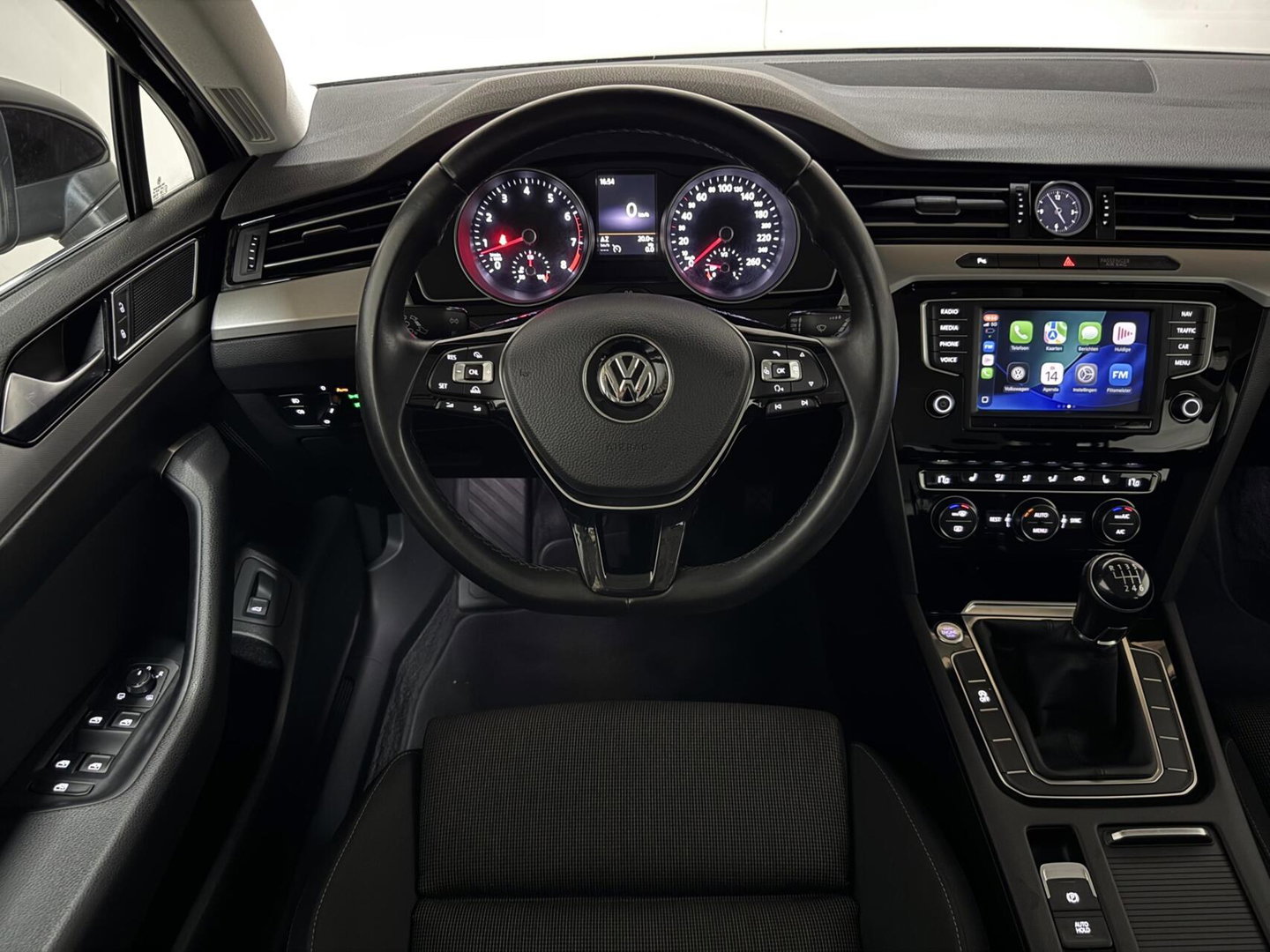 Volkswagen Passat Variant 1.4 TSI Highline CarPlay Camera Navi Cruise