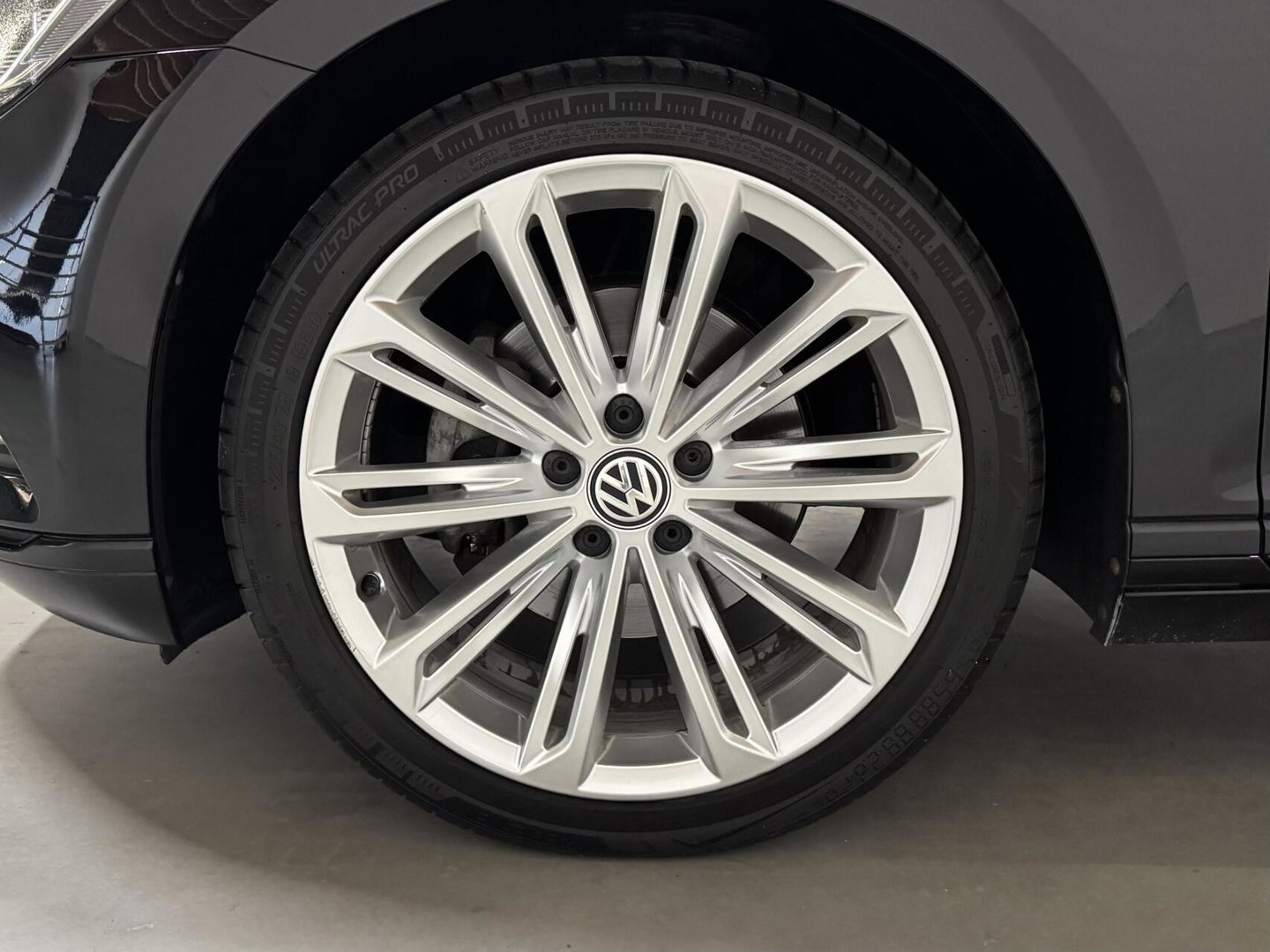 Volkswagen Passat Variant 1.4 TSI Highline CarPlay Camera Navi Cruise