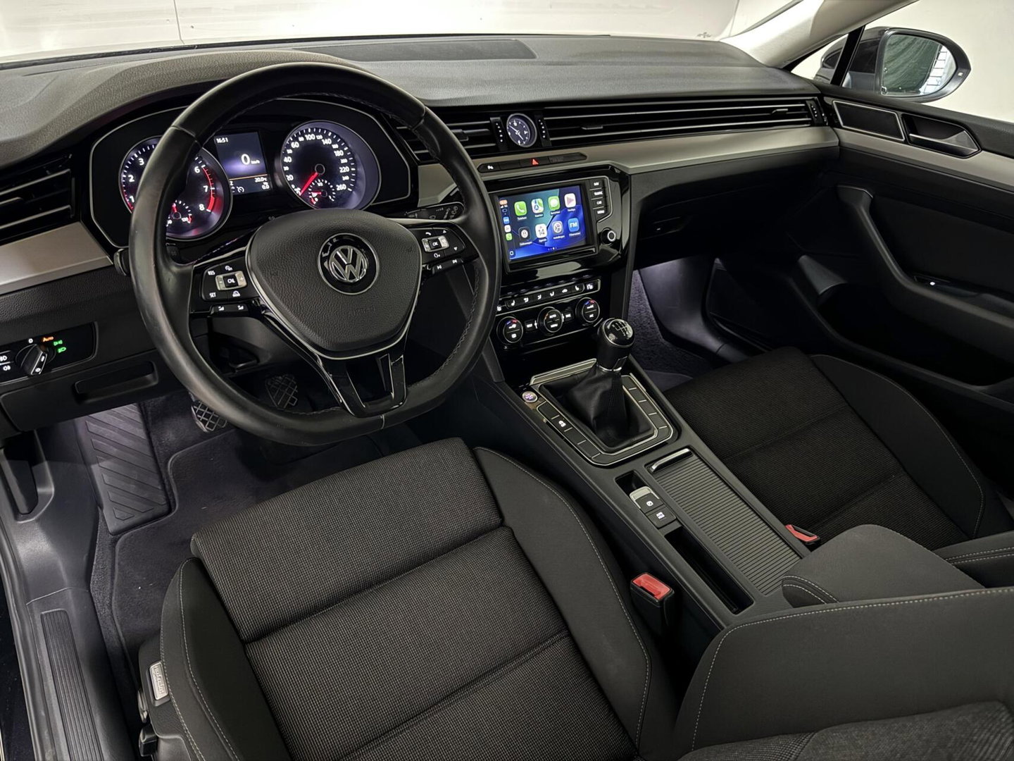 Volkswagen Passat Variant 1.4 TSI Highline CarPlay Camera Navi Cruise