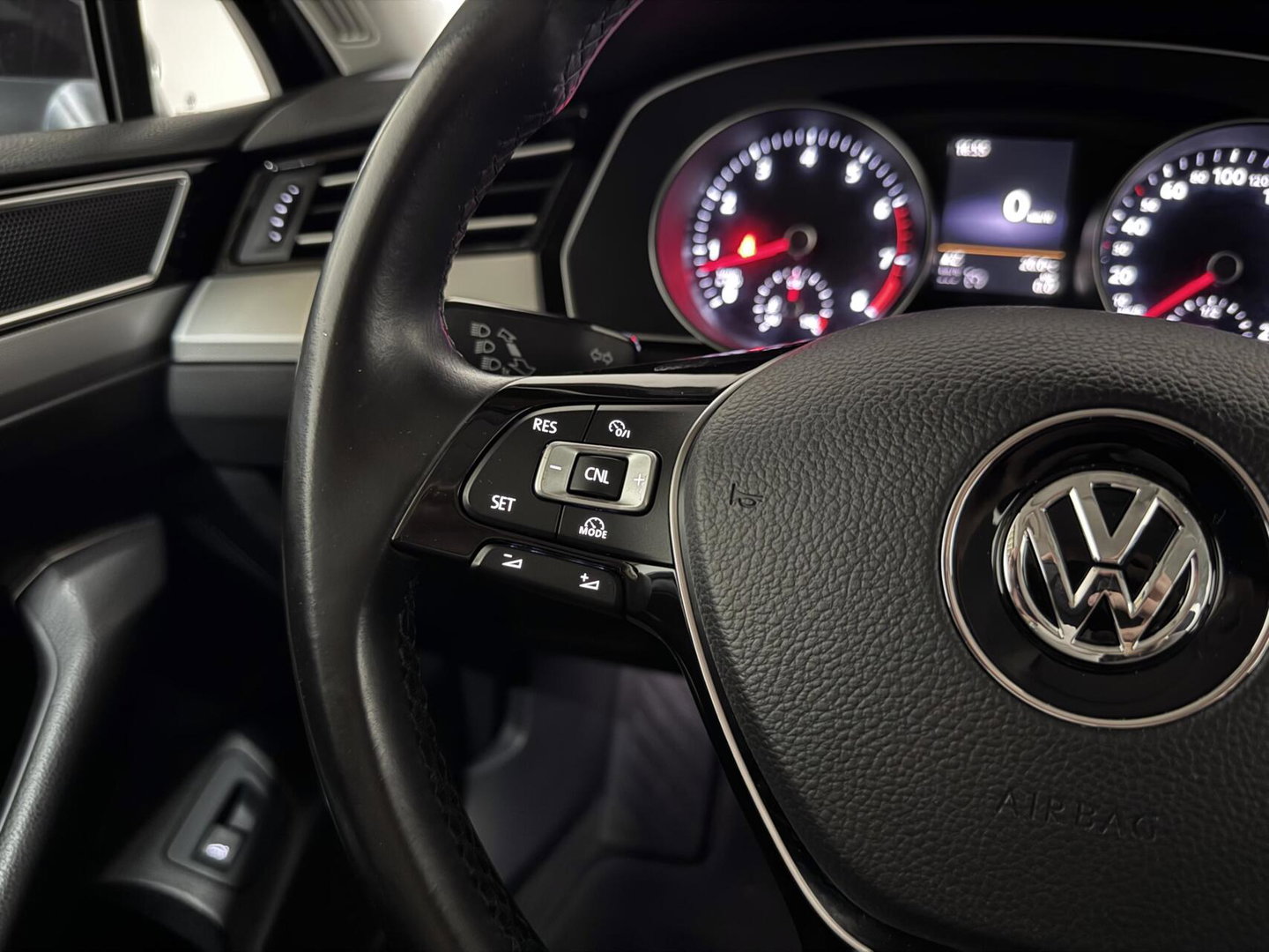 Volkswagen Passat Variant 1.4 TSI Highline CarPlay Camera Navi Cruise