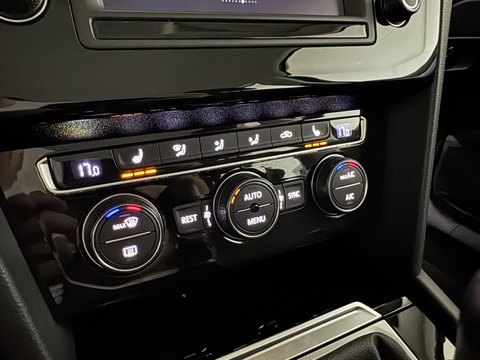 Volkswagen Passat Variant 1.4 TSI Highline CarPlay Camera Navi Cruise