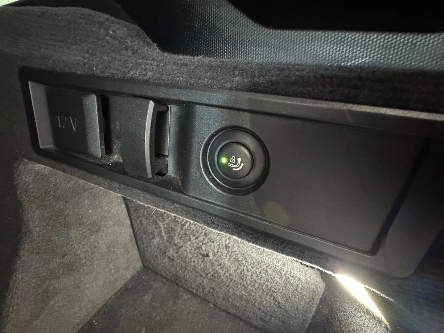 BMW 3 Serie Touring 330e xDrive High Ex M Sport Laser|Trekhaak