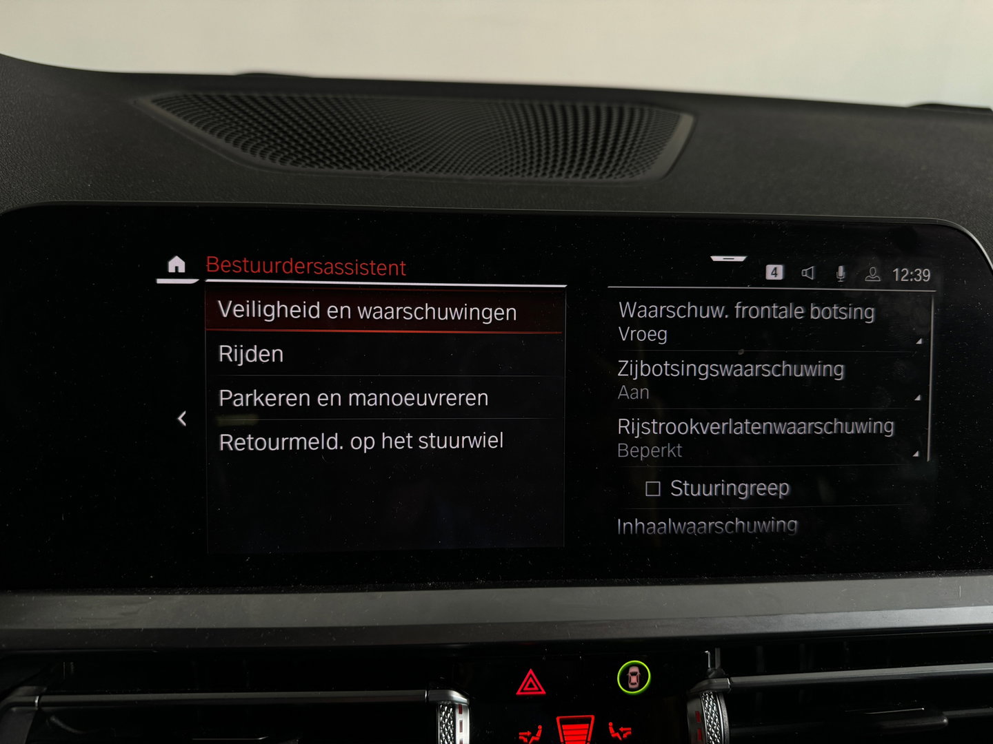 BMW 3 Serie Touring 330e xDrive High Ex M Sport Laser|Trekhaak